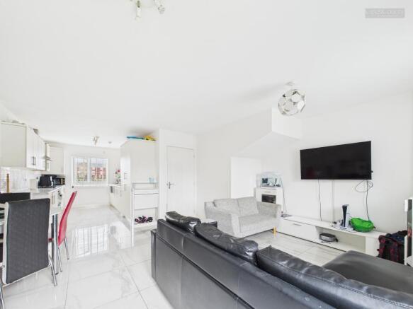 Kitchen Diner/Living Area