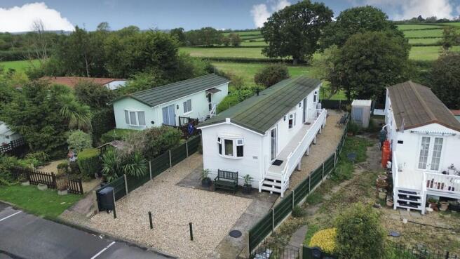 53B85457-82B6-472...