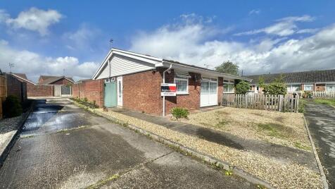 Snowberry Close, Worle