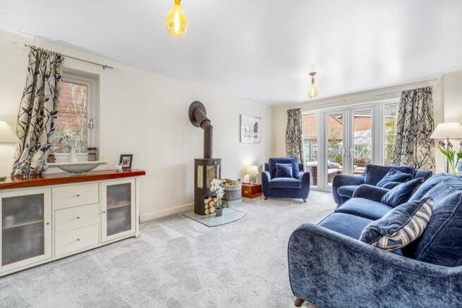 6 Marriner Crescent (Lincoln)-17