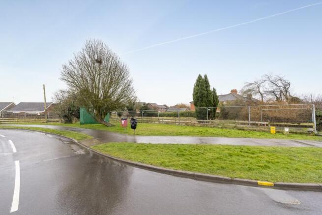 Dev Land, Scothern Road (Nettleham)-2