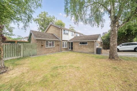 Farrington Crescent, Lincoln, Lincolnshire, LN6