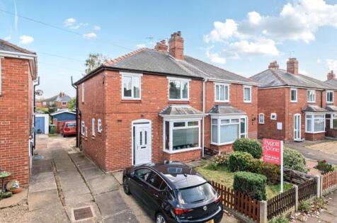 Roydon Grove, Lincoln, Lincolnshire, LN6