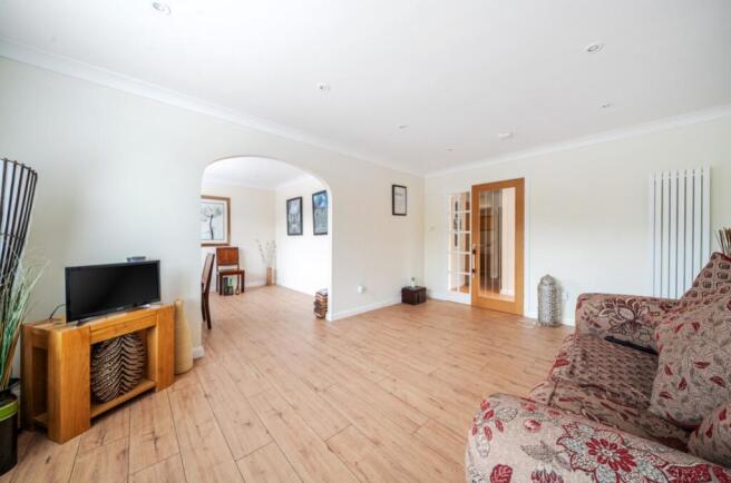 1298848-10-683593d28429f