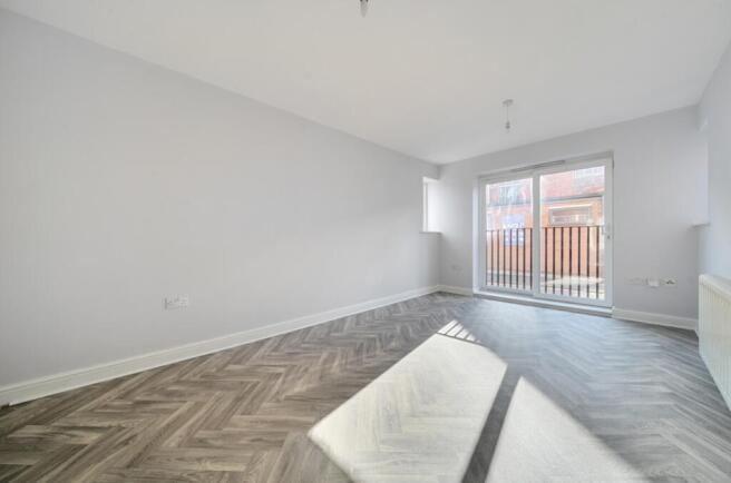 1371853-5-68f77d9bef21e