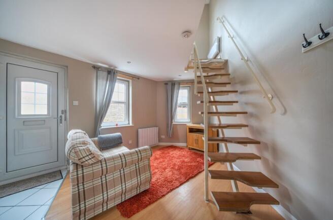 1376402-7-690b3f3157112