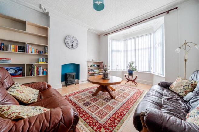 1382974-15-691c53f76da30