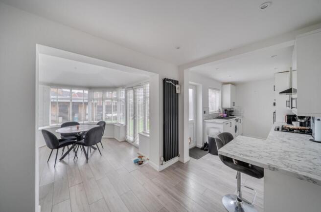 1401242-11-696e0ec0ec183