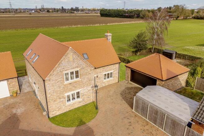 3 Parker Close (Frampton)-1