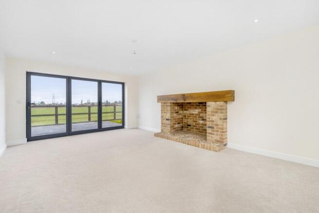 3 Parker Close (Frampton)-8