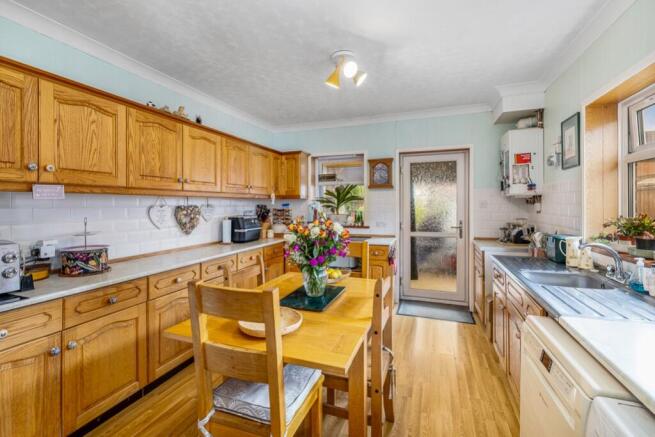 252 London Road (Wyberton)-25