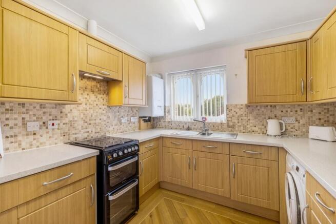 Flat 4 Elm Court (Boston)-11