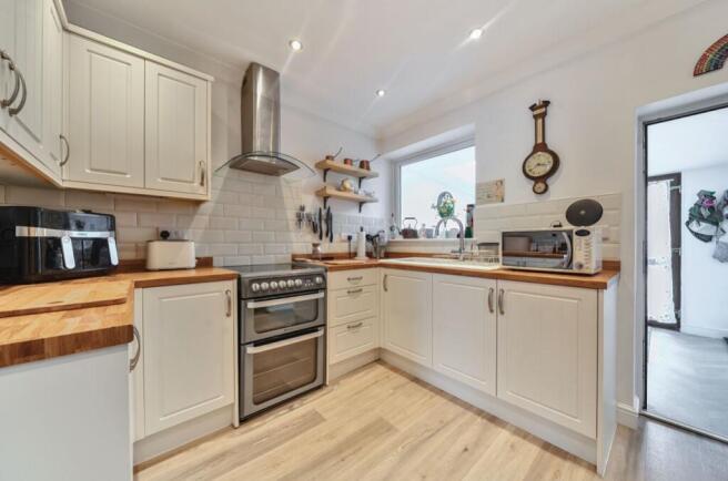 1302348-9-683729bf7a4a8