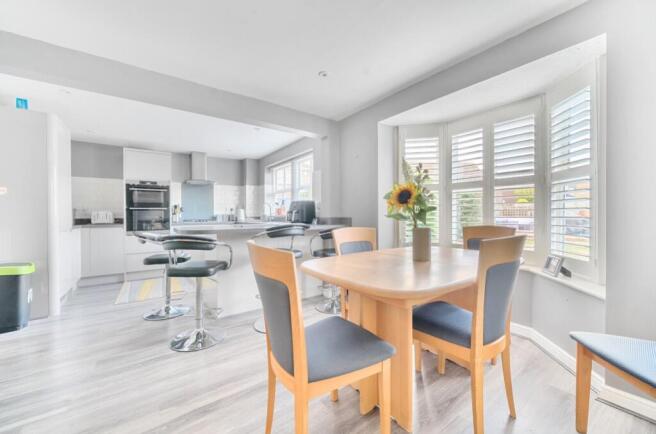 1324577-19-6878504086991