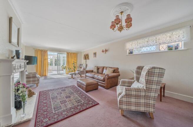 1335773-10-6896725682cc5