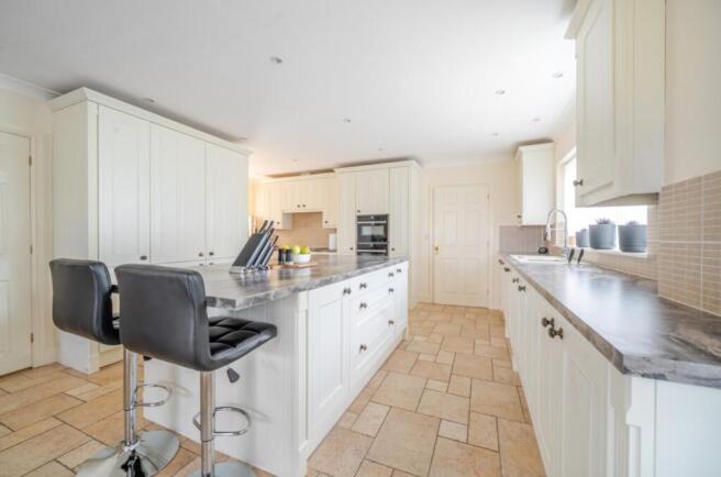 1346605-8-68b0ca5959623