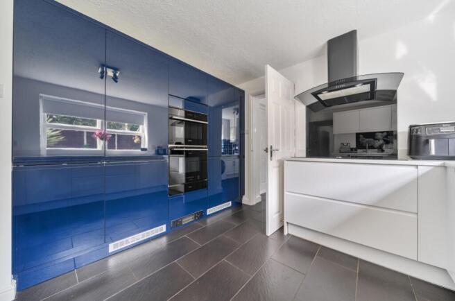 1348619-7-68bc89752066f