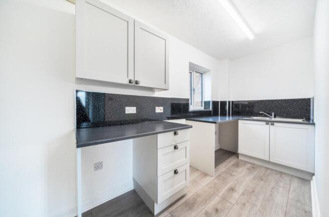 1364859-6-68e7d771c0e73