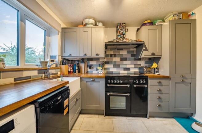 1375210-15-6904da4db4a1b