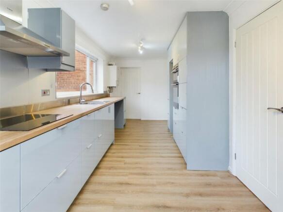 112579_QWL240530_L_IMG_01_0000