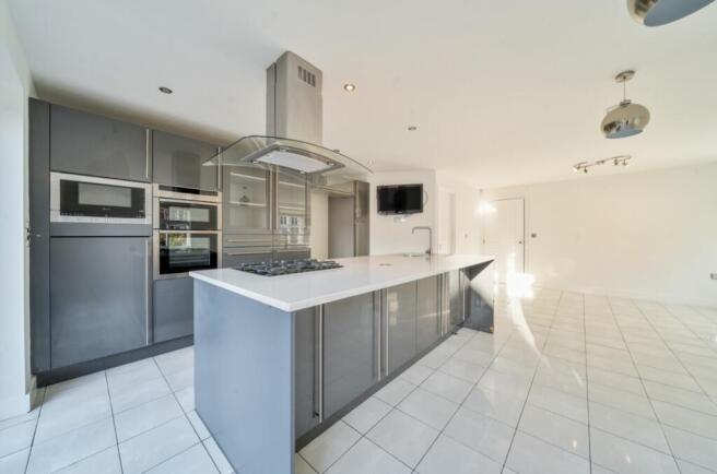 -68fb944d14835-l-1372941-22-68fb60dd2b851