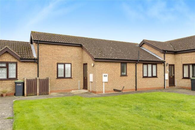 2 bedroom bungalow for sale in Osborn Way, Heckington, NG34, NG34
