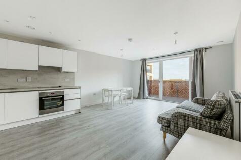 Acton - 2 bedroom flat for sale