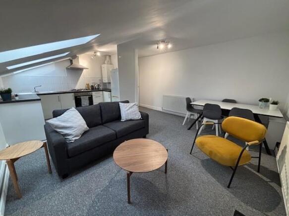 Lounge Kitchen