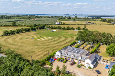 Holywell Lane, Upchurch, Sittingbourne, Kent, ME9