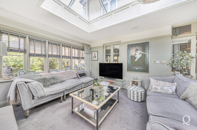 097891ee-25a1-461...