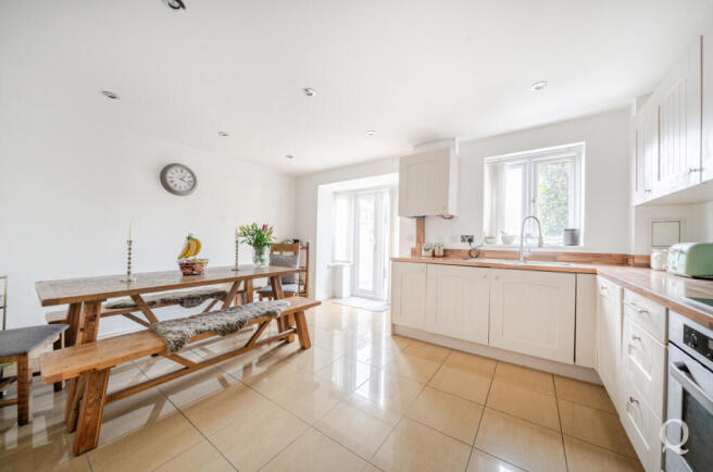 1c41104e-3a9c-4ae...