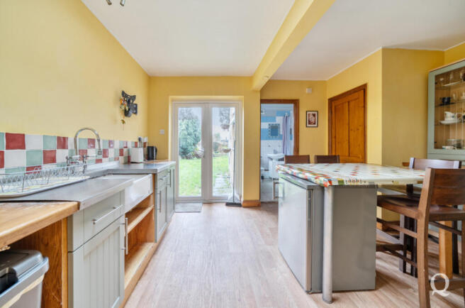 b30dd5ef-a182-46f...