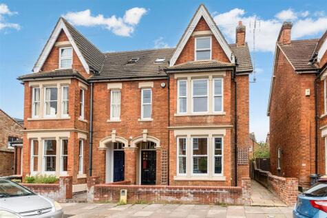 Cornwall Road, Bedford