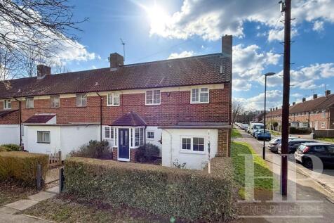 Shaws Road, Crawley, RH10
