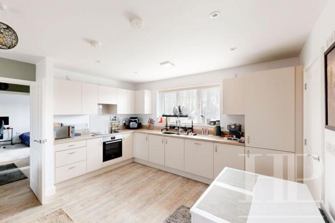 Lounge/dining room/kitchen