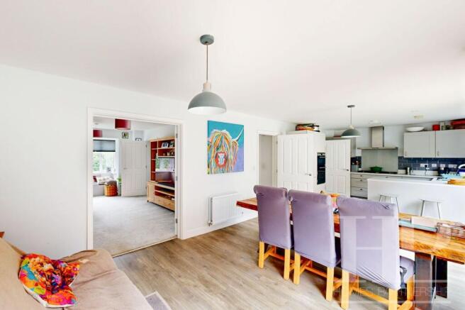 Kitchen/dining/family room