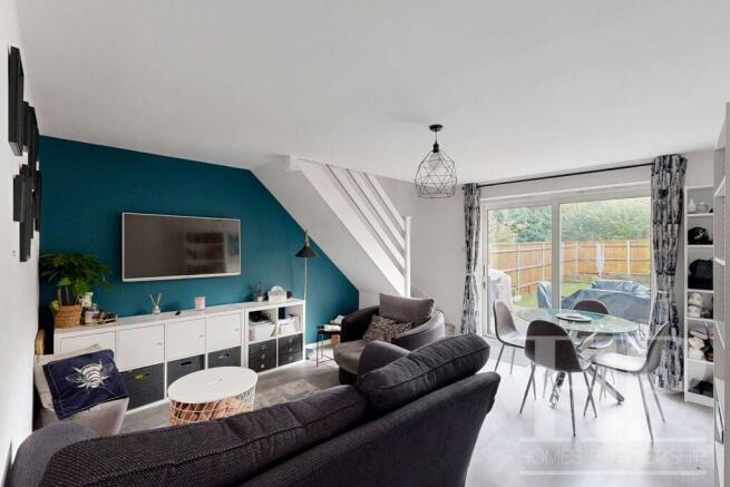 Lounge/dining room