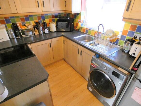 Modern Fitted Kitchen