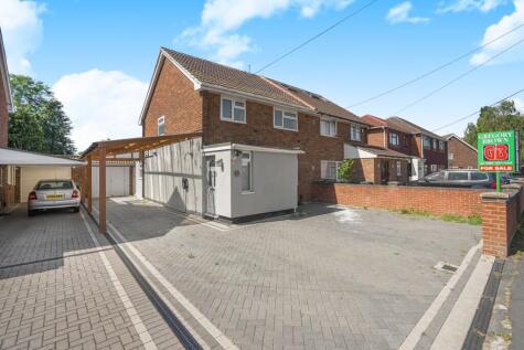 Everest Road, Stanwell, STAINES-UPON-THAMES, TW19