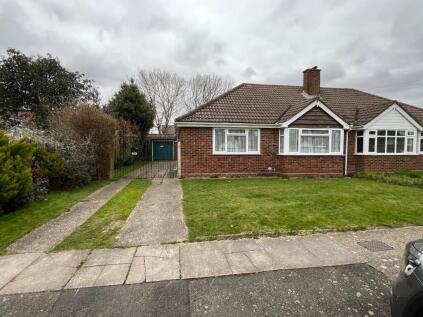 Corsair Close, Stanwell, TW19