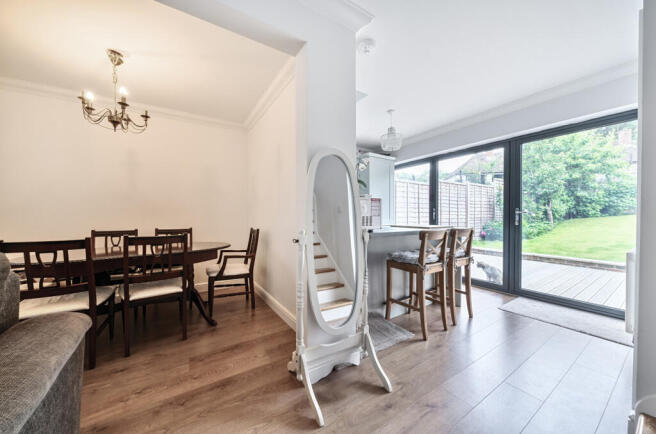 1304621-2-684895c...