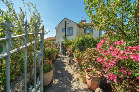 Georges Close, Orpington, BR5