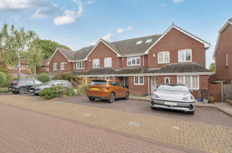 Armstrong Close, Bromley, BR1