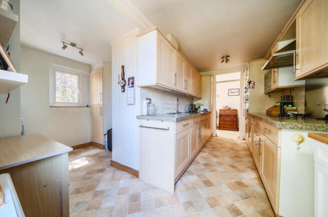 1324255-7-686fc09...