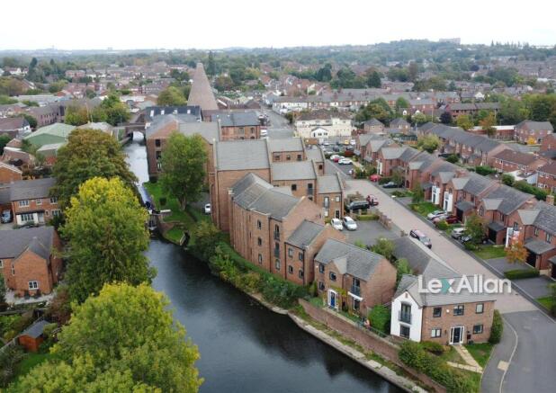 Argyle Close Wordsley 2.jpg