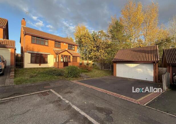 Longleat Drive Dudley 2.jpg