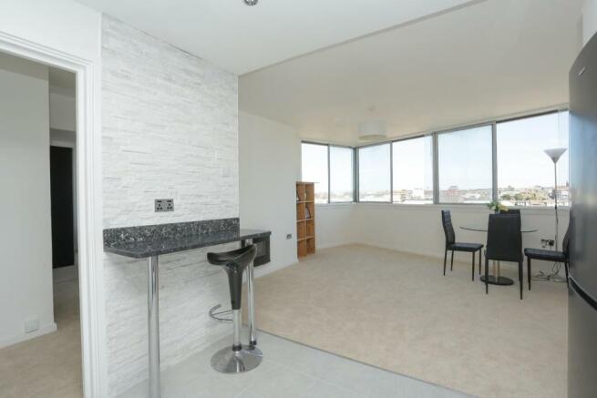 2 Bedroom Flat For Sale In All Saints Avenue Margate Ct9