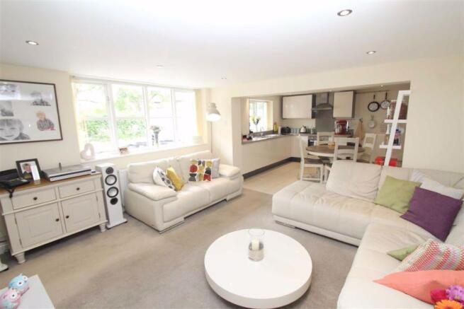 2 Bedroom Cottage For Sale In Attenburys Lane Timperley