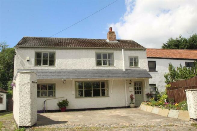 2 Bedroom Cottage For Sale In Attenburys Lane Timperley