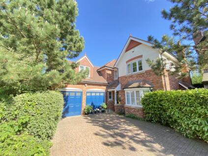 Harrow Close, Regents Park, Wilmslow